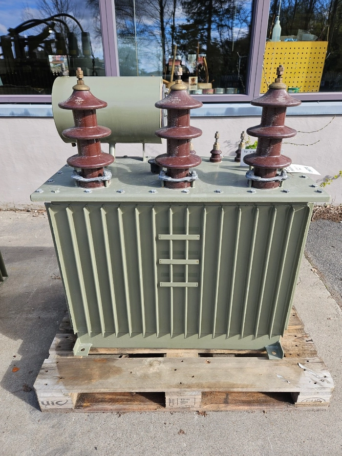 820935 / 100kVA